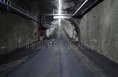 x-Glo LED Mining Lighting of the underground mine decline tunnel. Halo