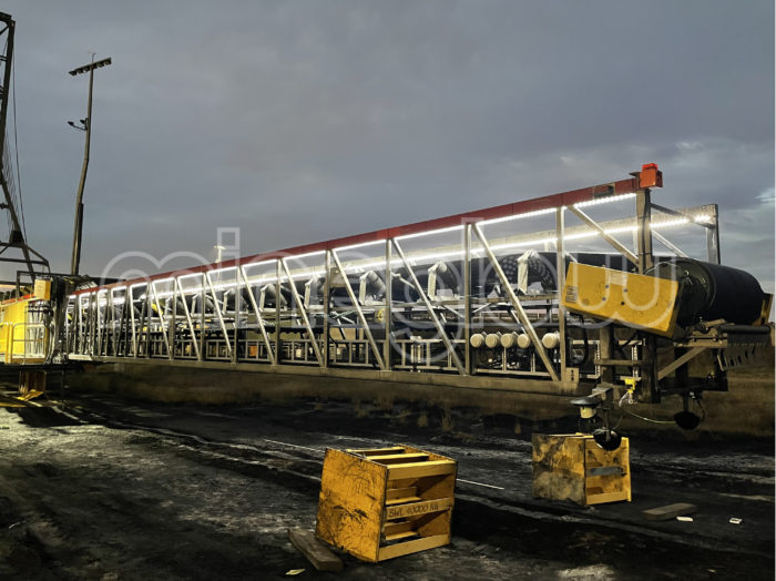 Surface mining coal conveyor